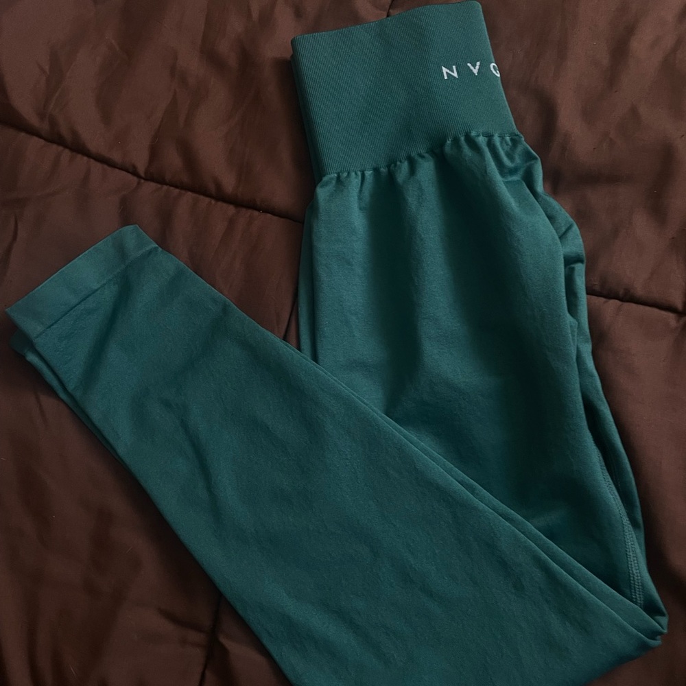 Nvgtn solid seamless leggings in Emerald